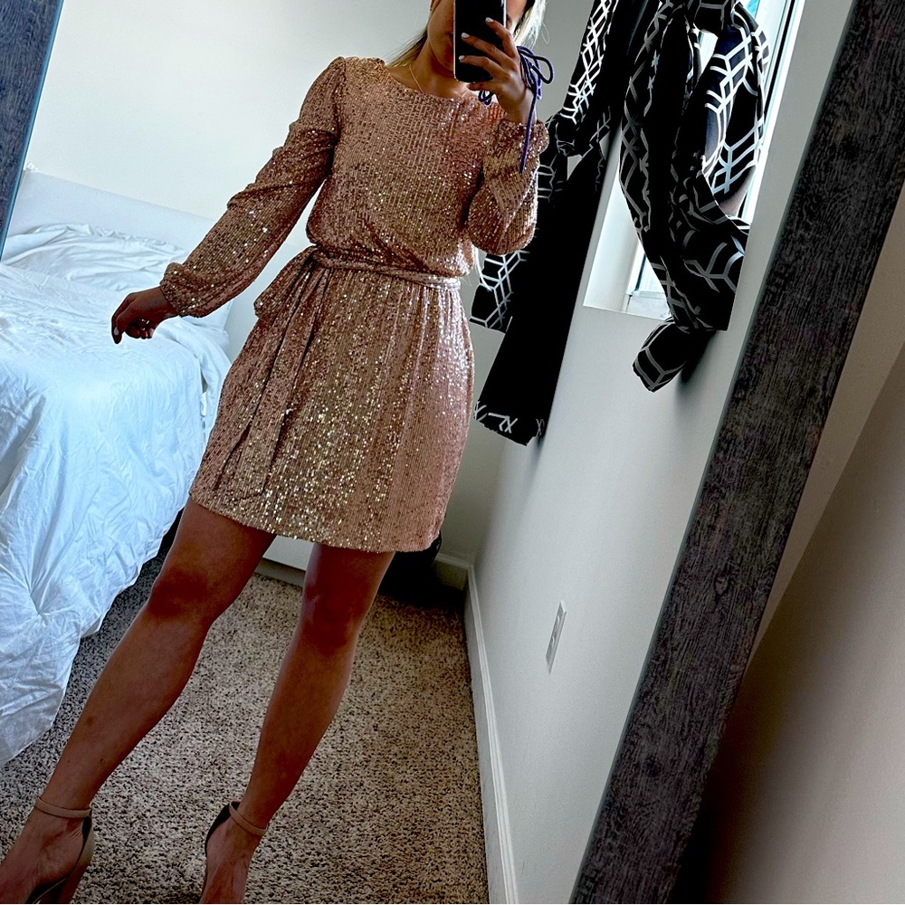 Gold dress - Picture 1 of 2